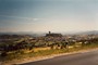 På vej sydfra mod Le Puy-en-Velay, Frankrig, juli 1989.
Comming to Le Puy-en-Velay from the South, France, July 1989.